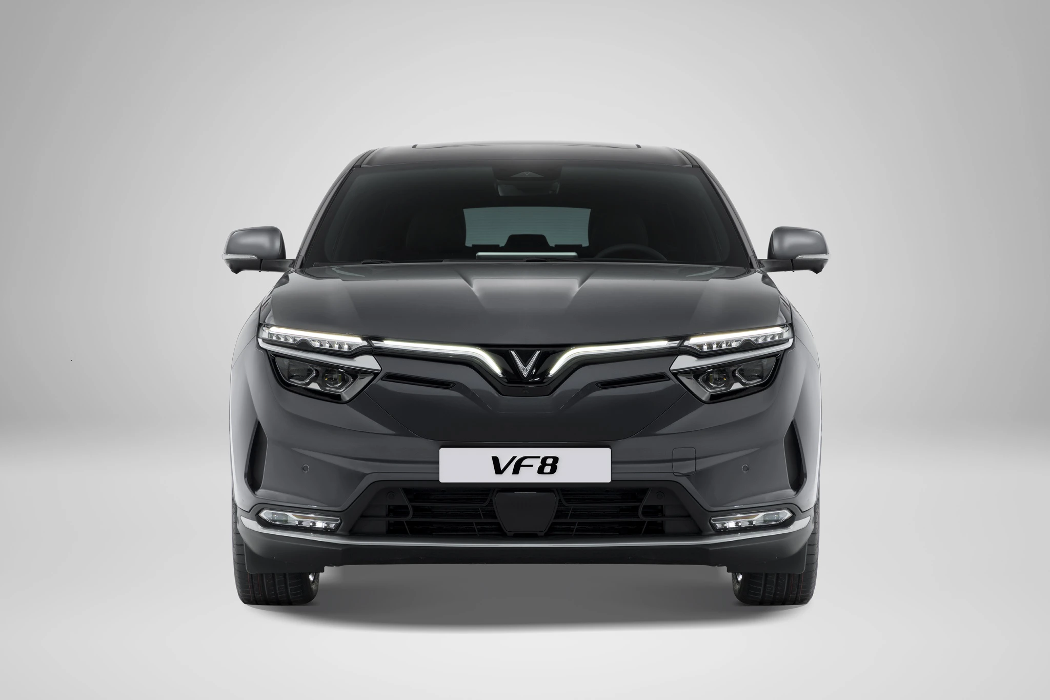 VinFast VF8 Eco headligts view
