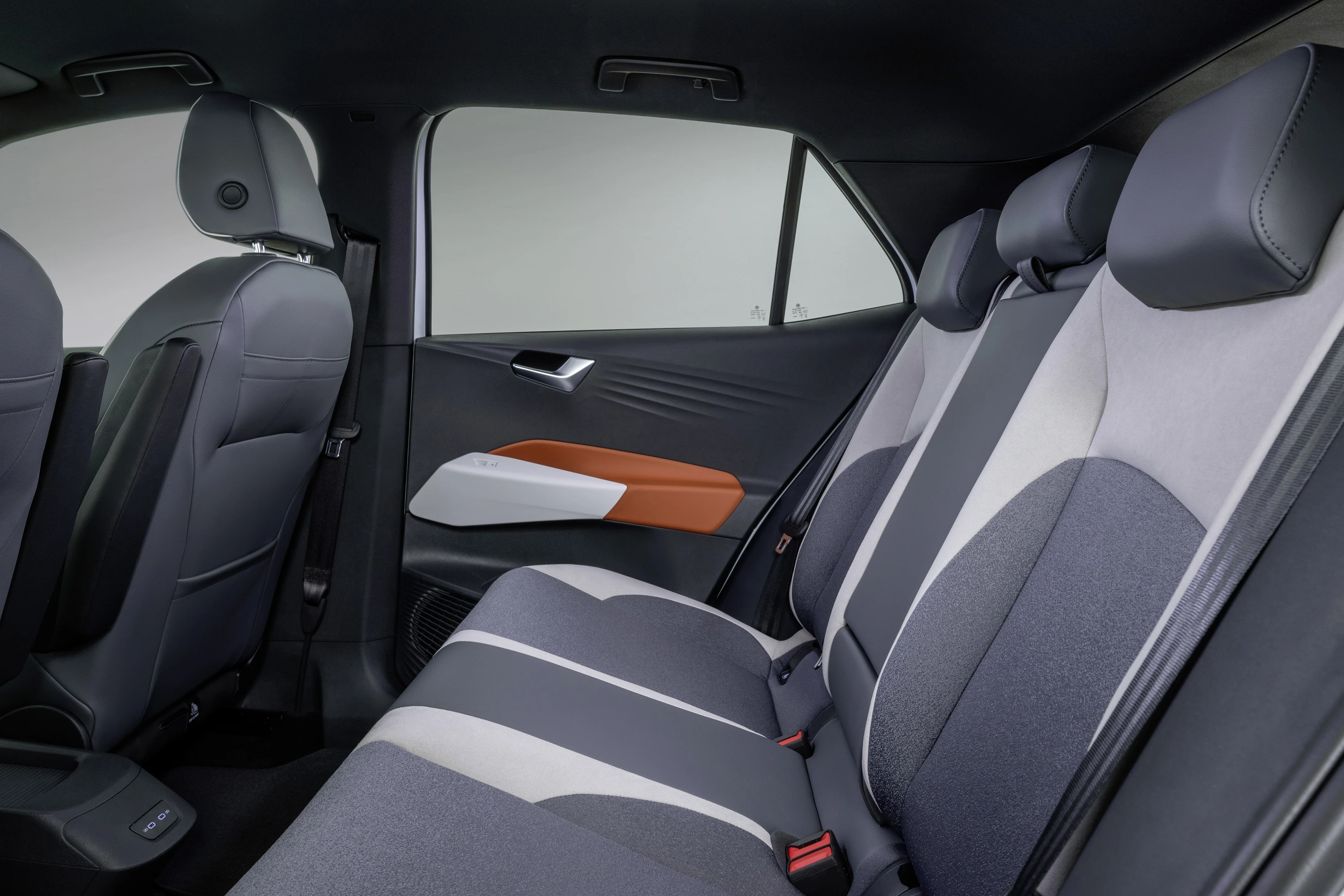 Volkswagen ID.3 Pro (GEN1) secondrowseats view