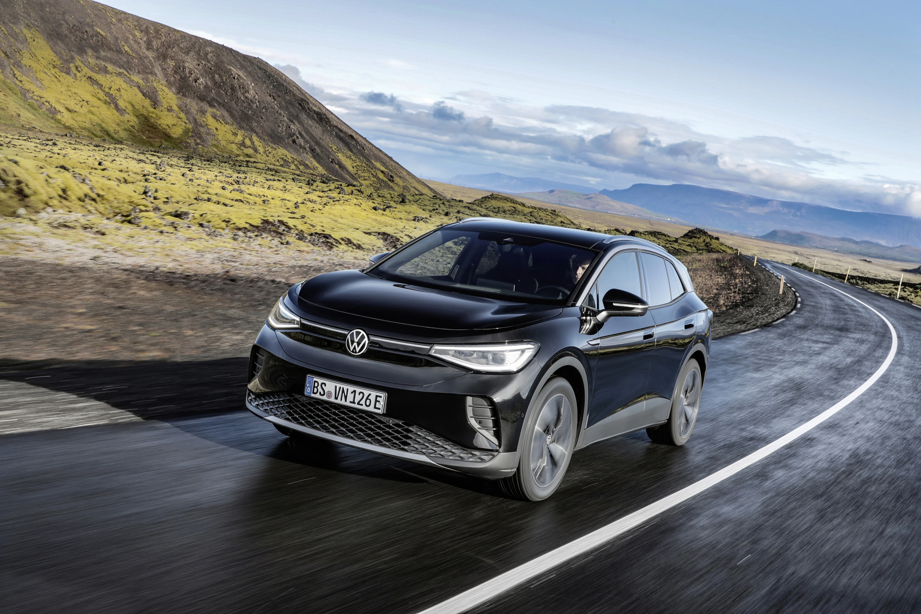 Volkswagen ID.4 Pro 4MOTION (GEN1) electric vehicle variant