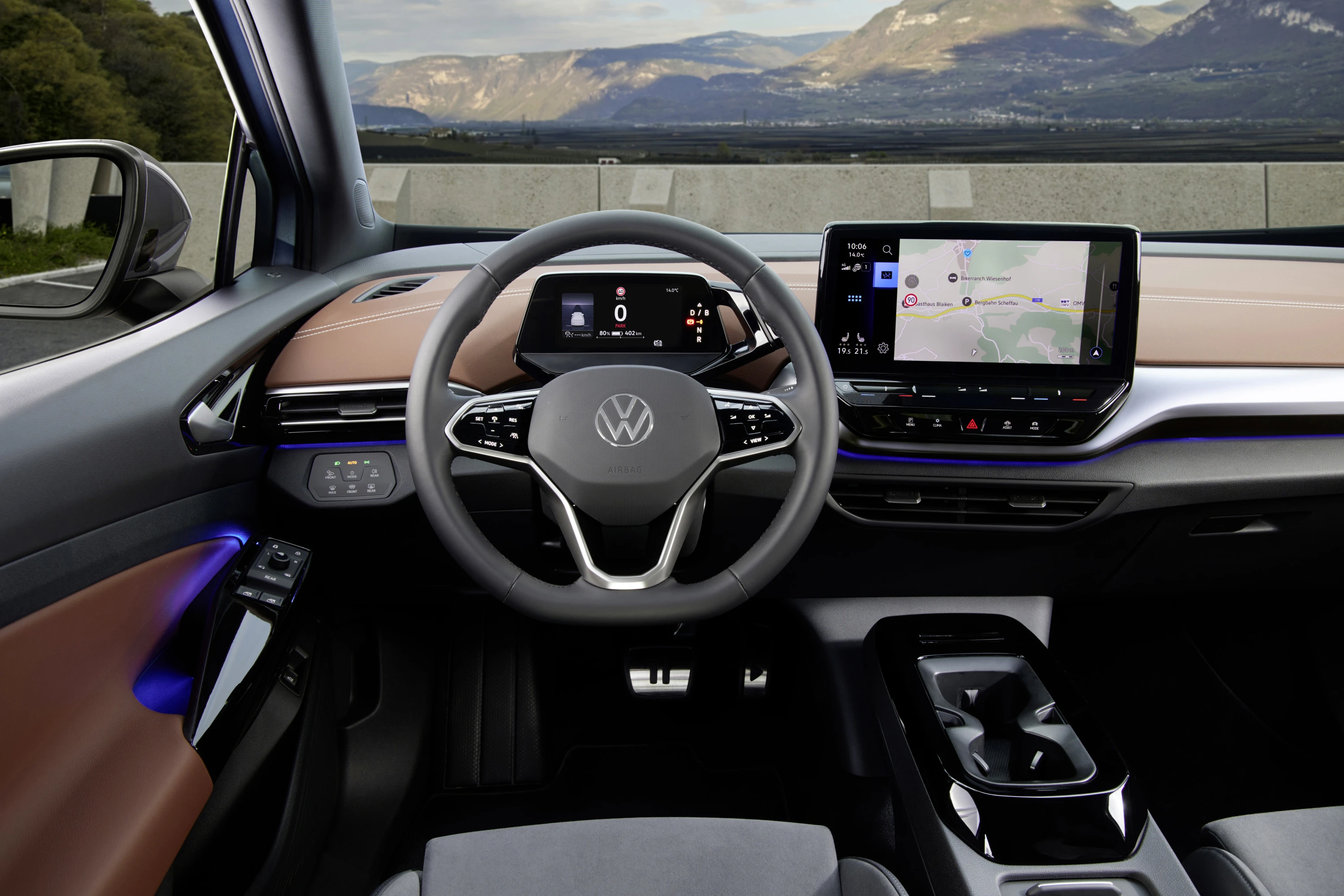 Volkswagen ID.5 Pro Performance screens view