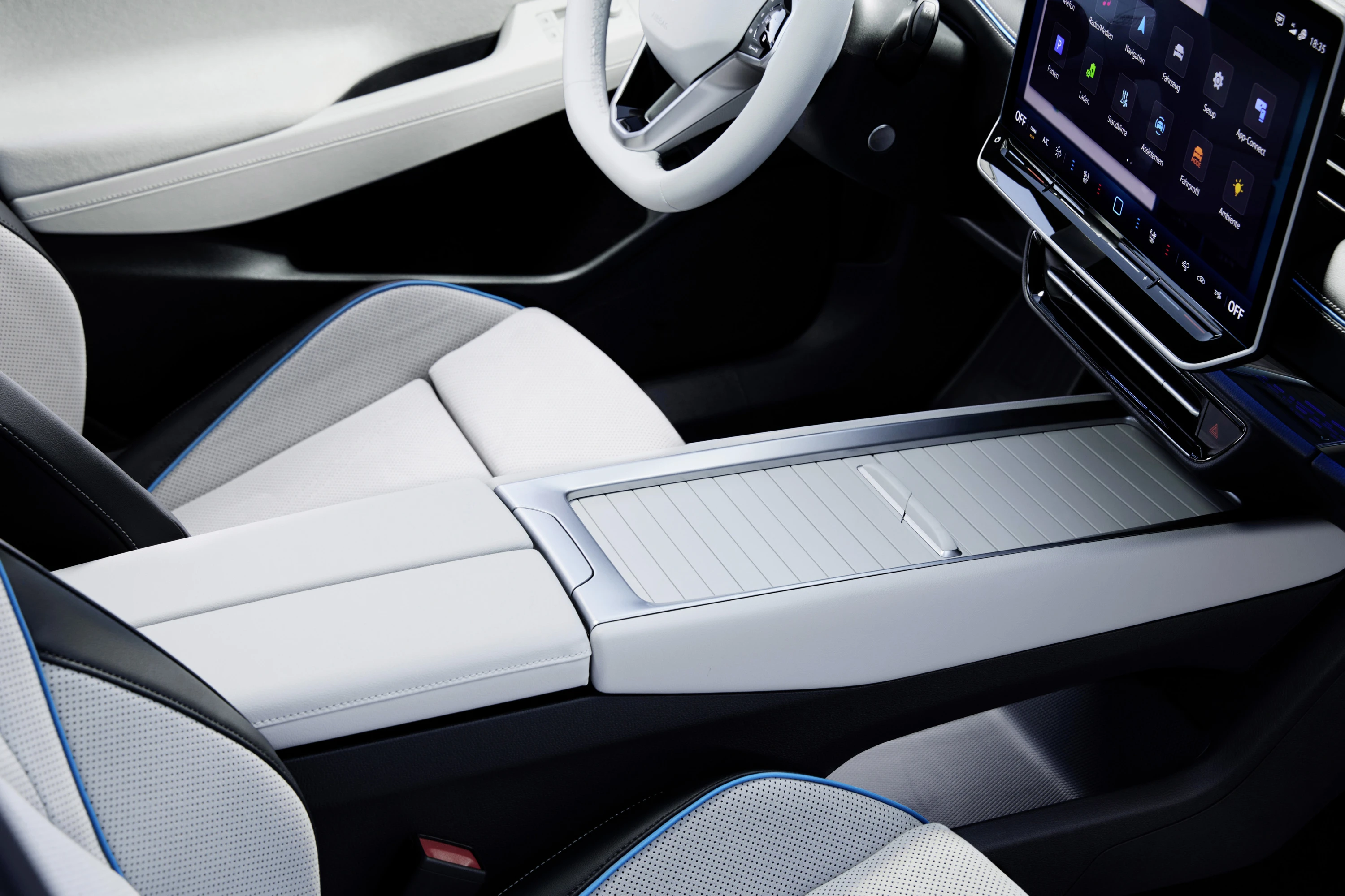 Volkswagen ID.7 Pro S interior view