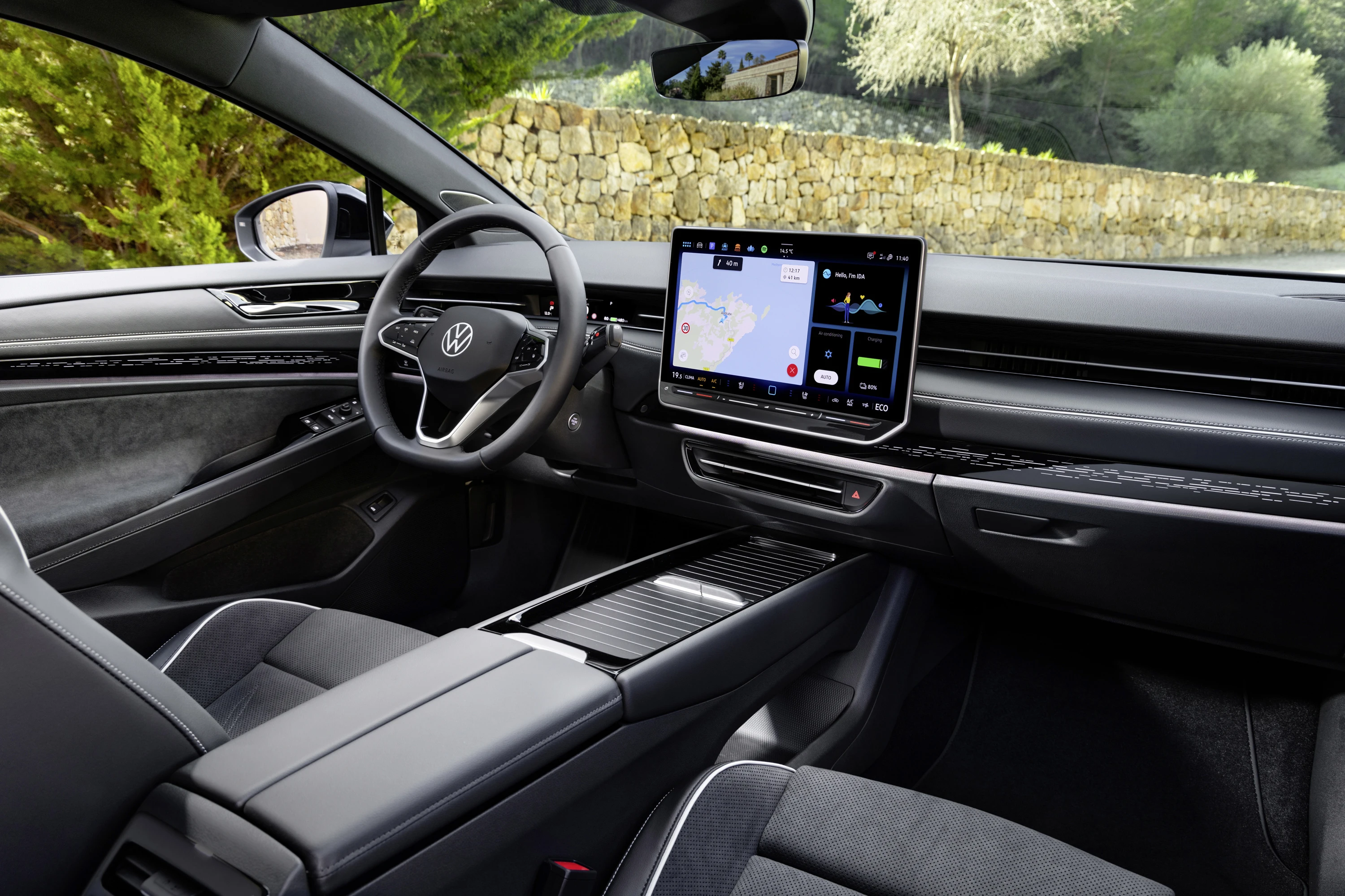 Volkswagen ID.7 Tourer Pro screens view
