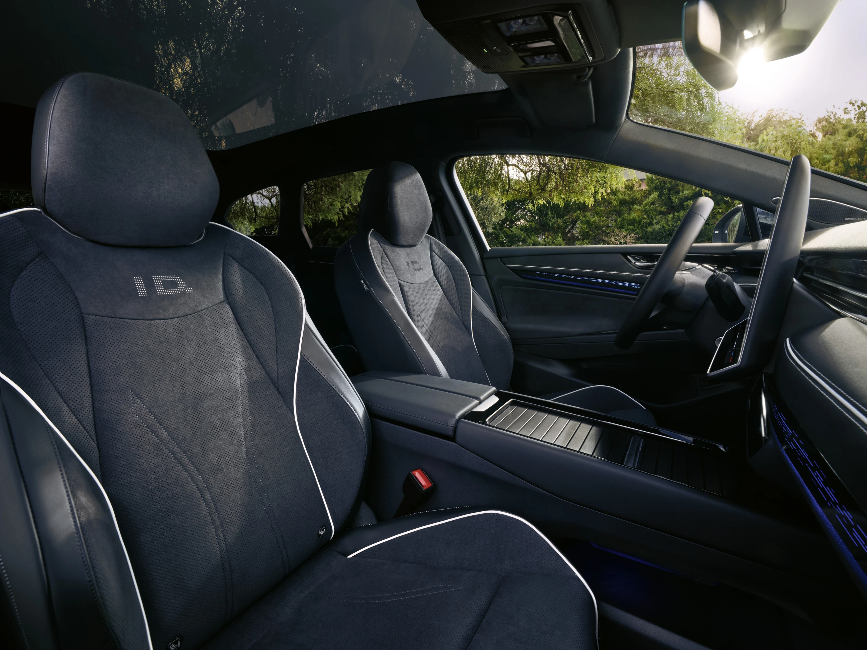 Volkswagen ID.7 Tourer Pro S frontseats view