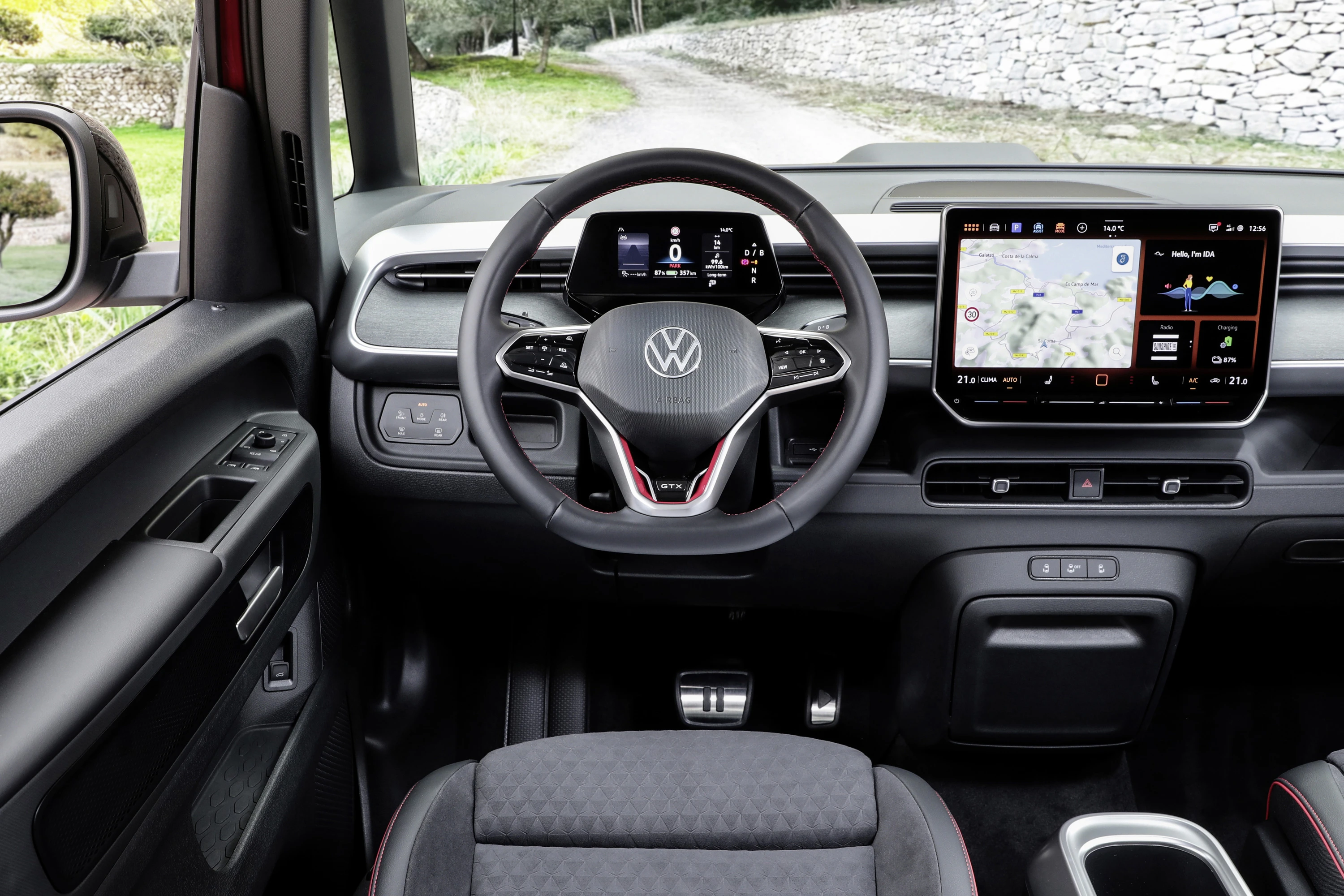 Volkswagen ID. Buzz NWB GTX 79 kWh screens view
