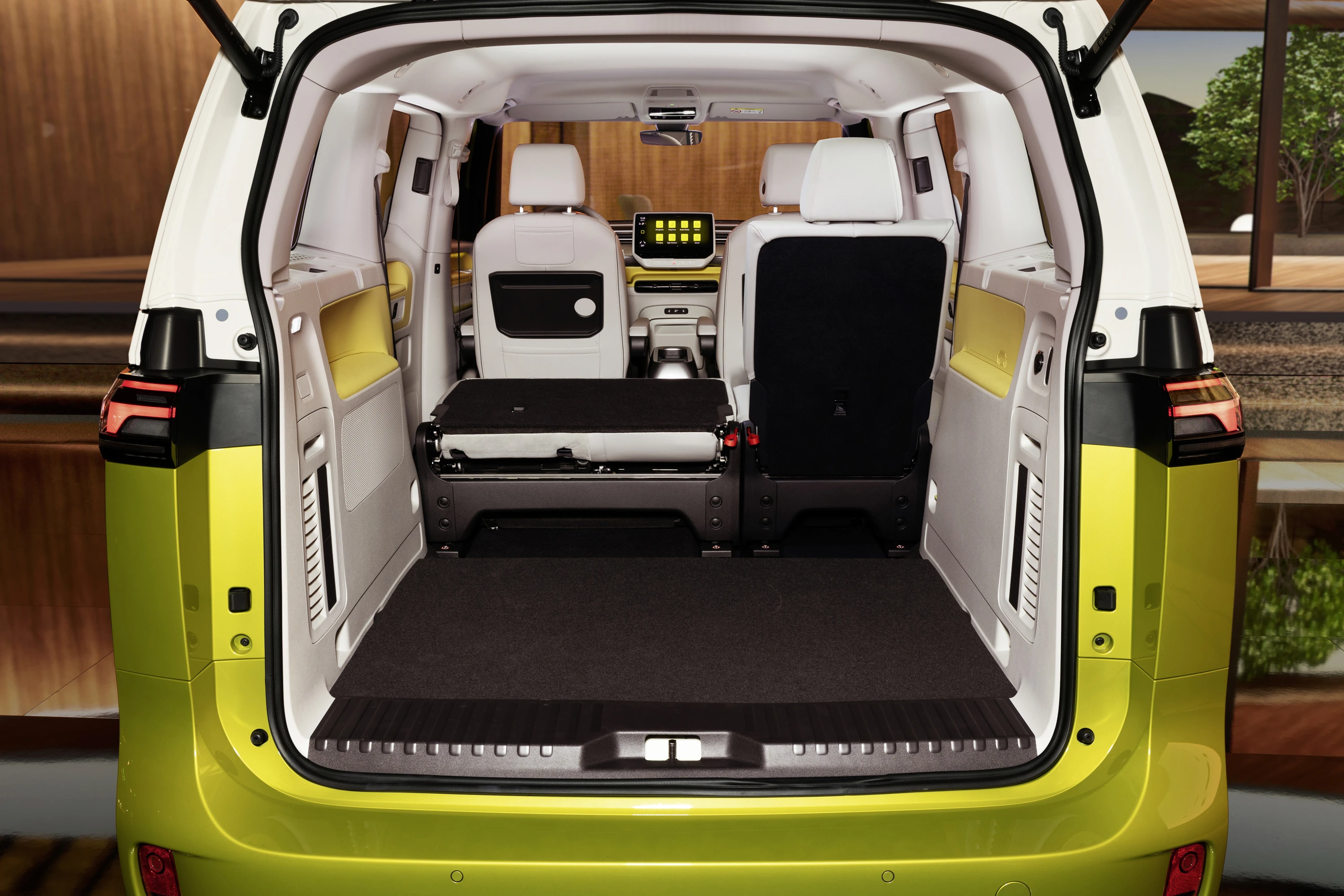 Volkswagen ID. Buzz NWB Pro 4MOTION 79 kWh trunk view