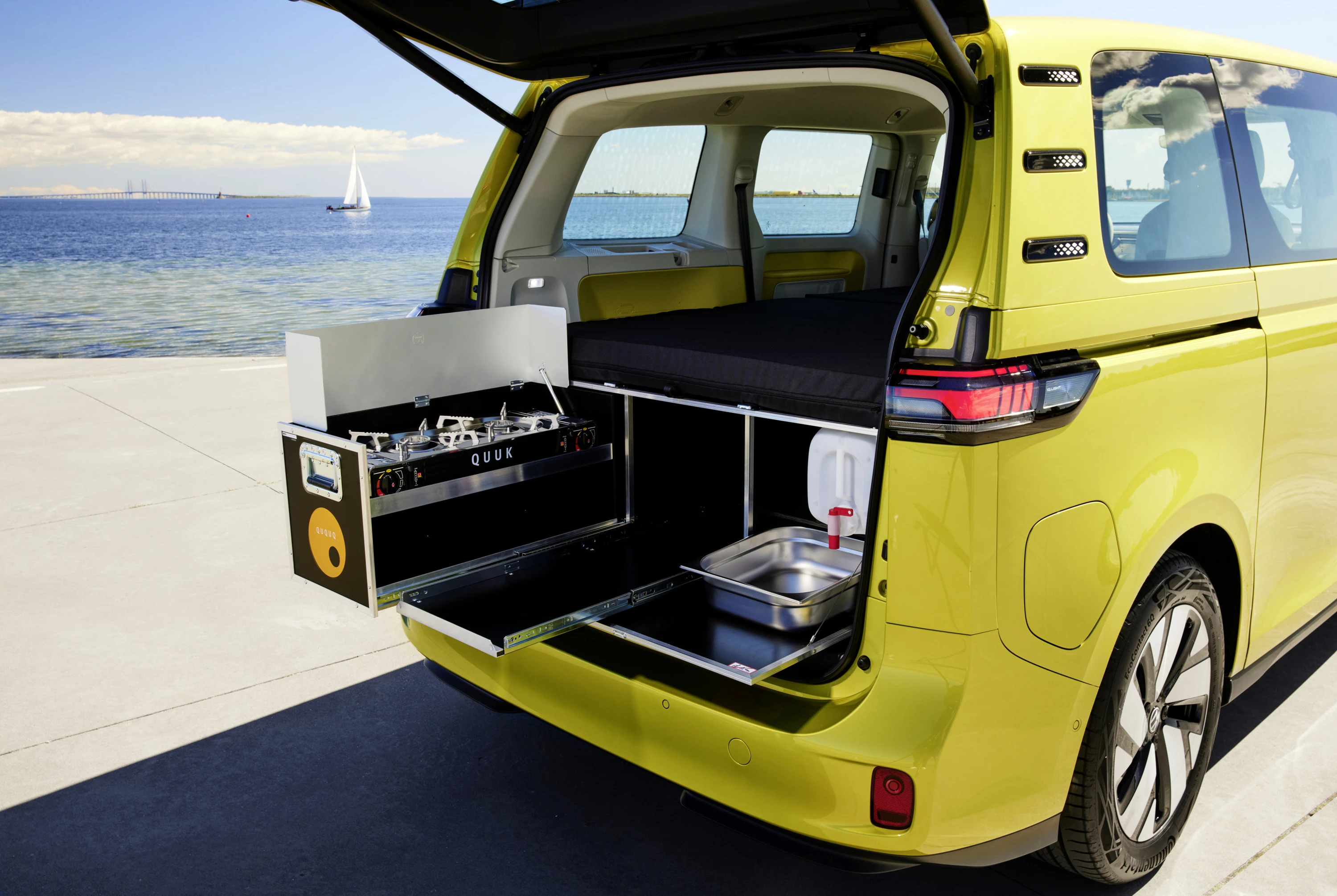 Volkswagen ID. Buzz NWB Pro 79 kWh trunk view