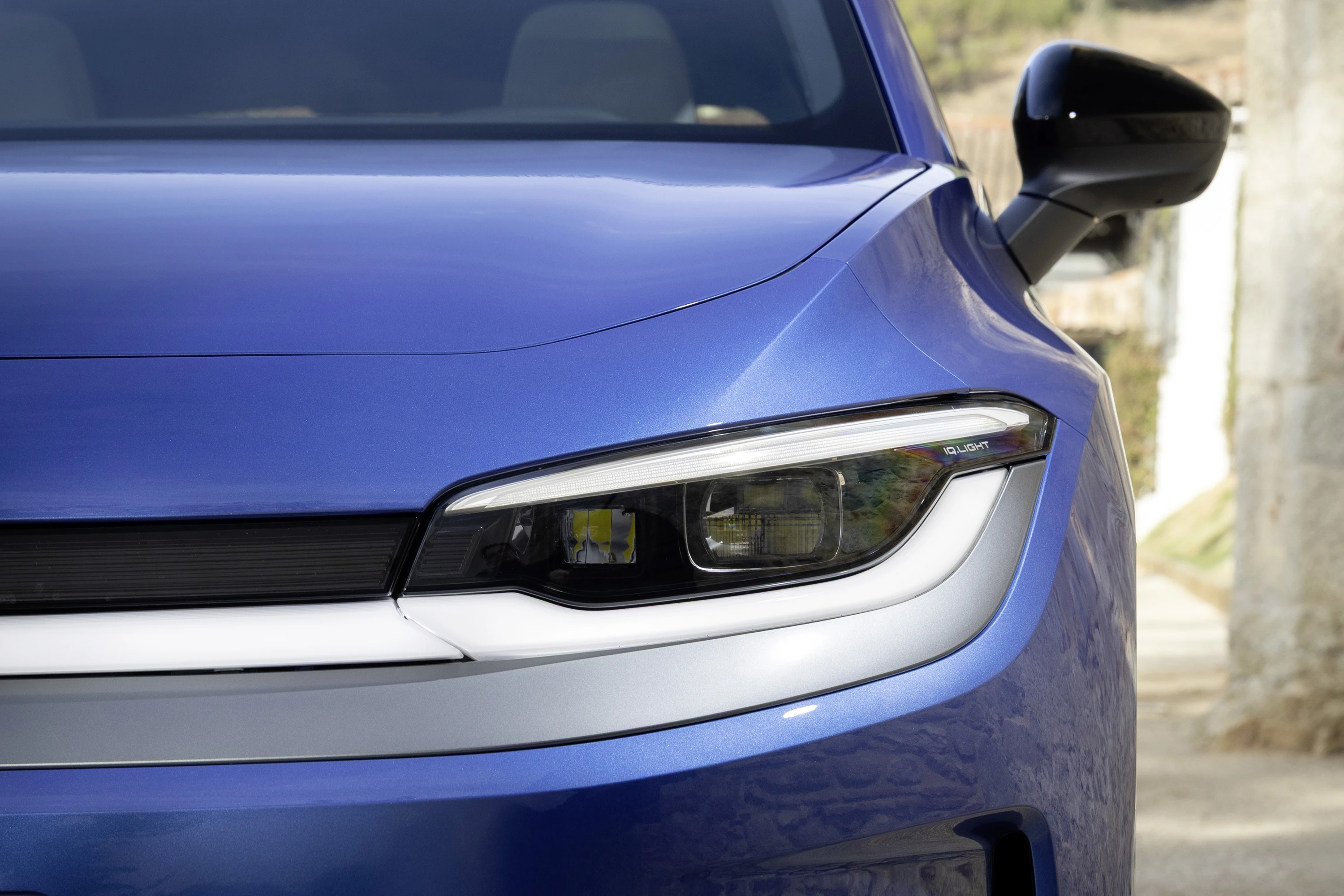 Volkswagen ID. Polo 99 kW headlights view