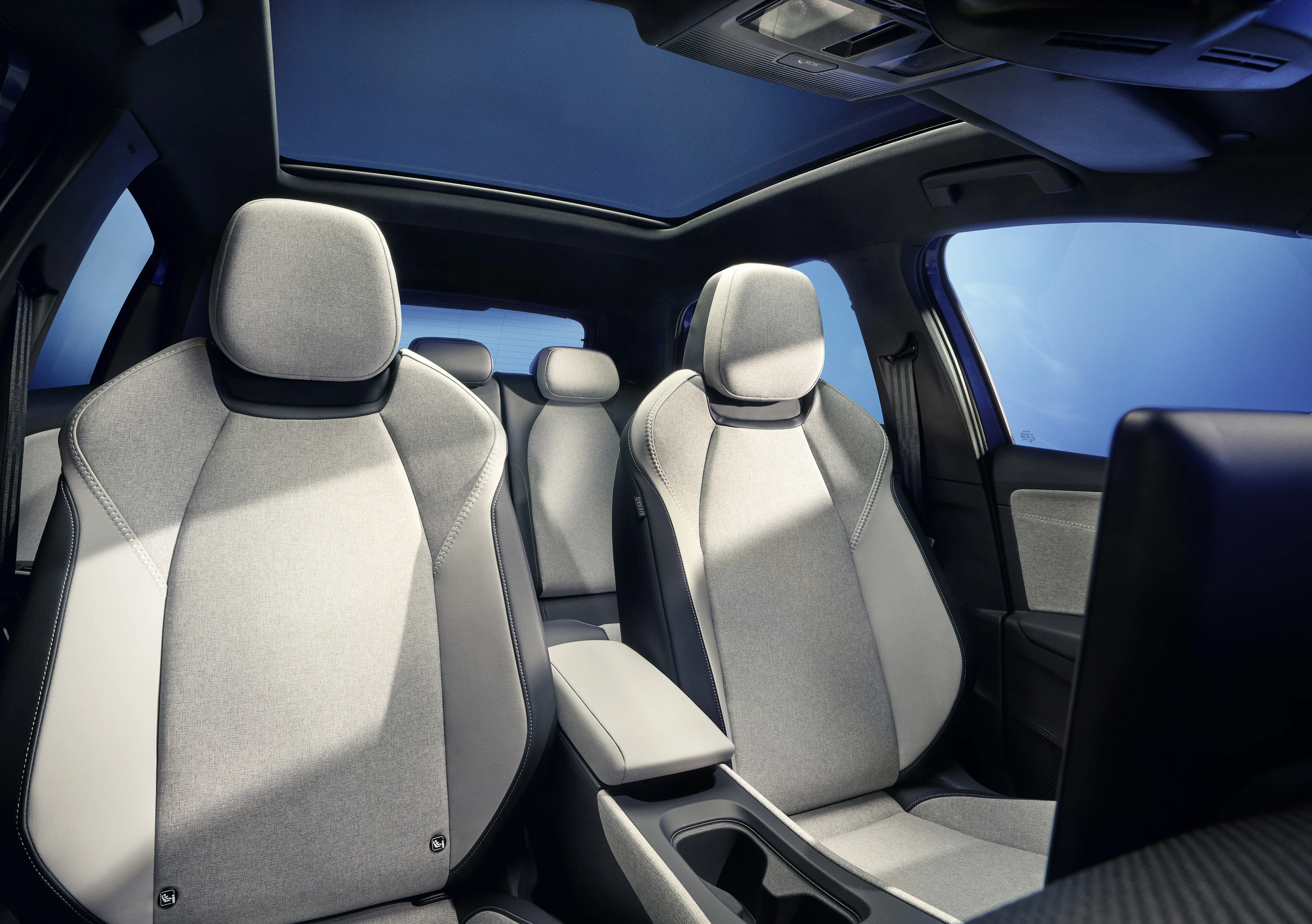Volkswagen ID. Polo 99 kW frontseats view