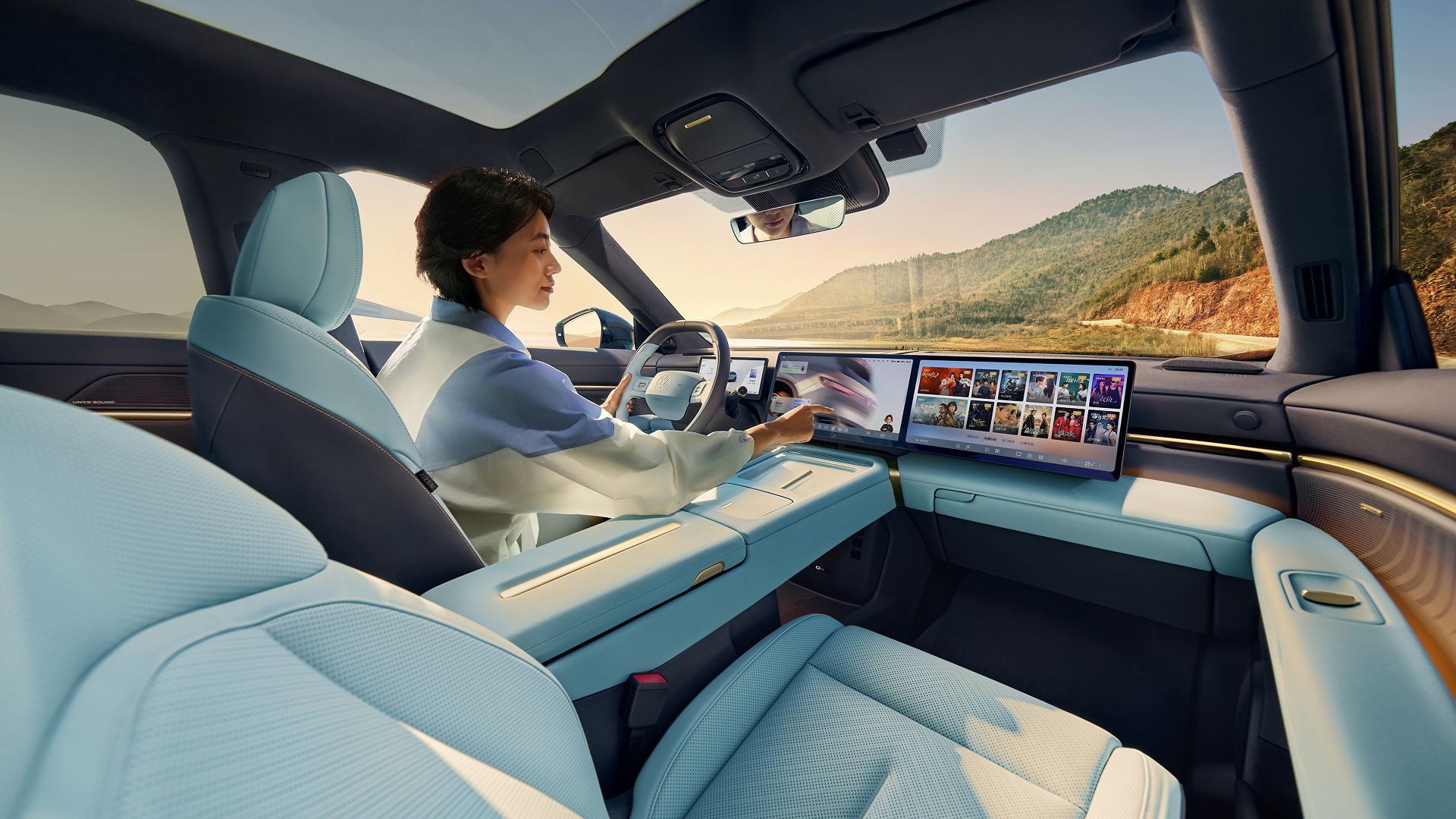 Volkswagen ID. UNYX 08 RWD Long Range interior view