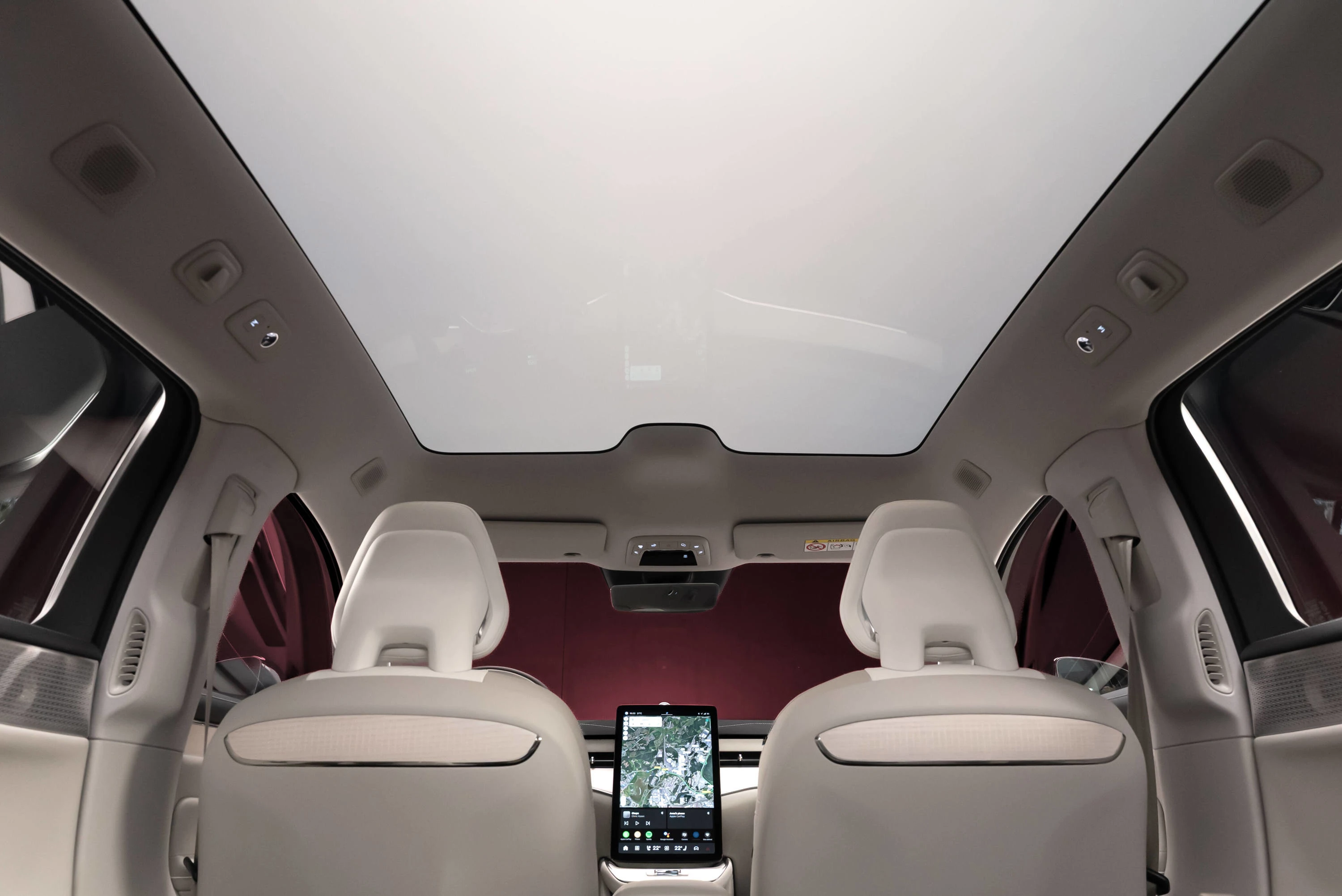 Volvo ES90 Single Motor Extended Range roof view