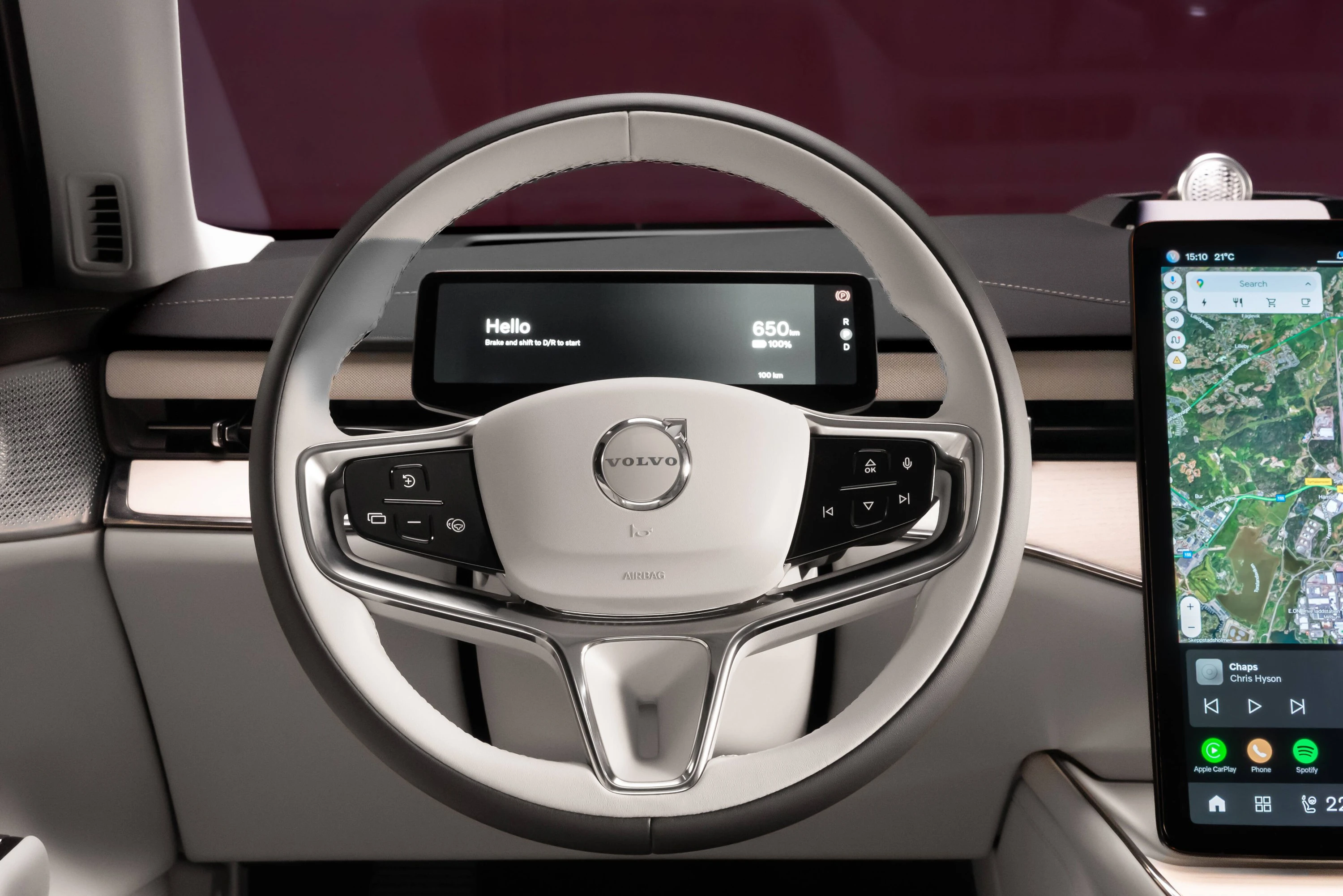 Volvo ES90 Twin Motor screens view