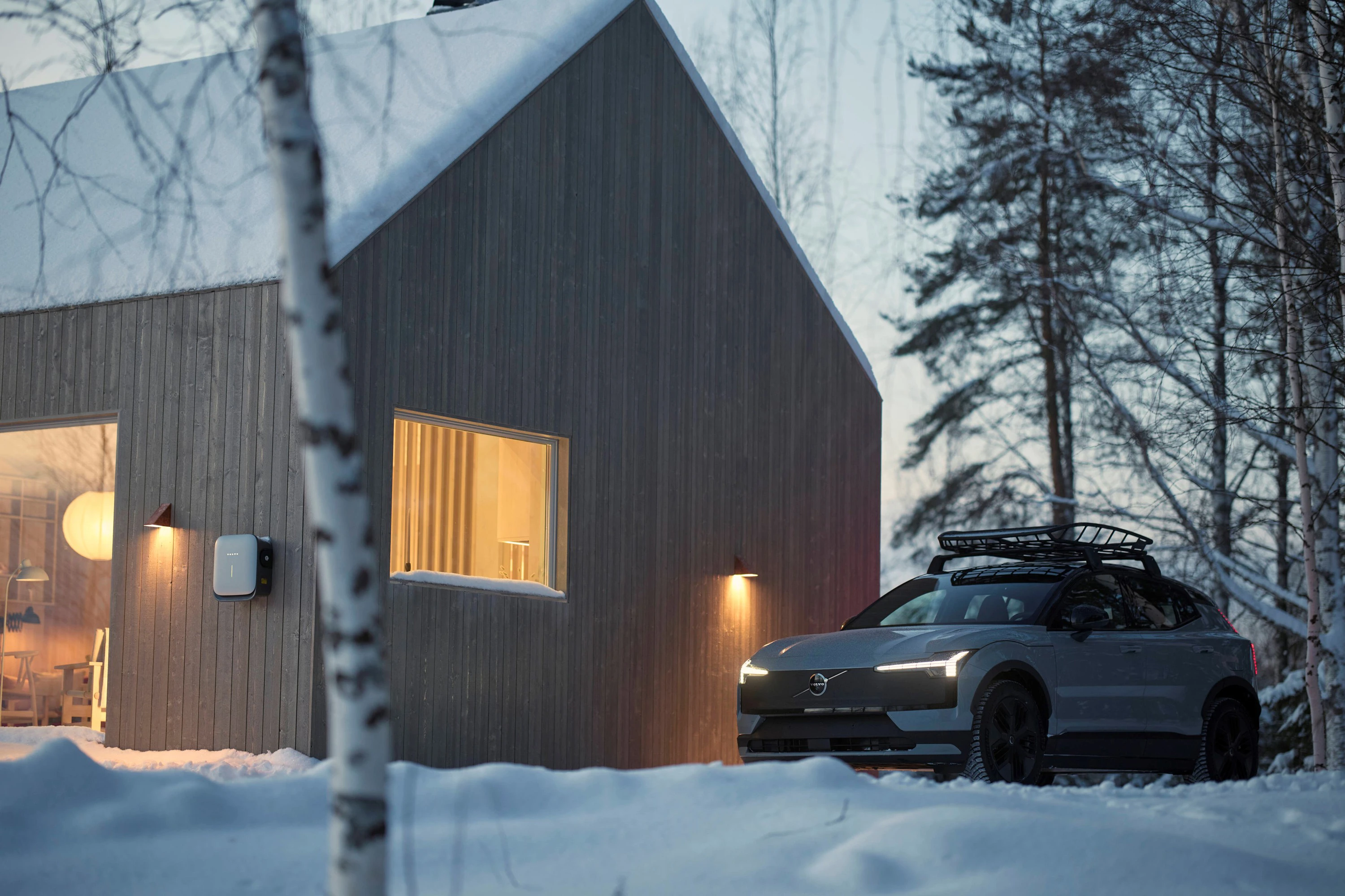 Volvo EX30 Cross Country P8 AWD electric vehicle