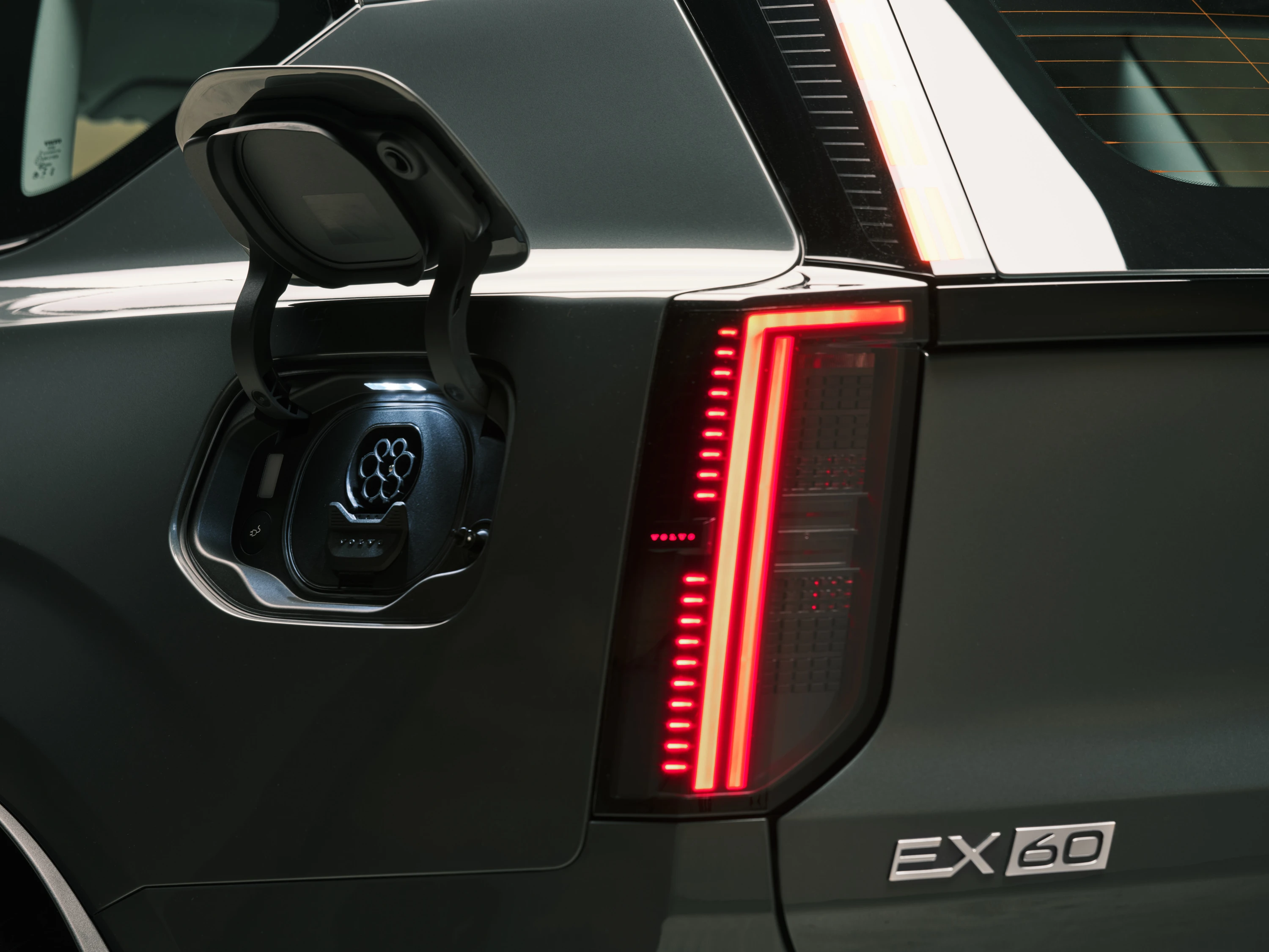 Volvo EX60 P12 AWD Electric chargport view