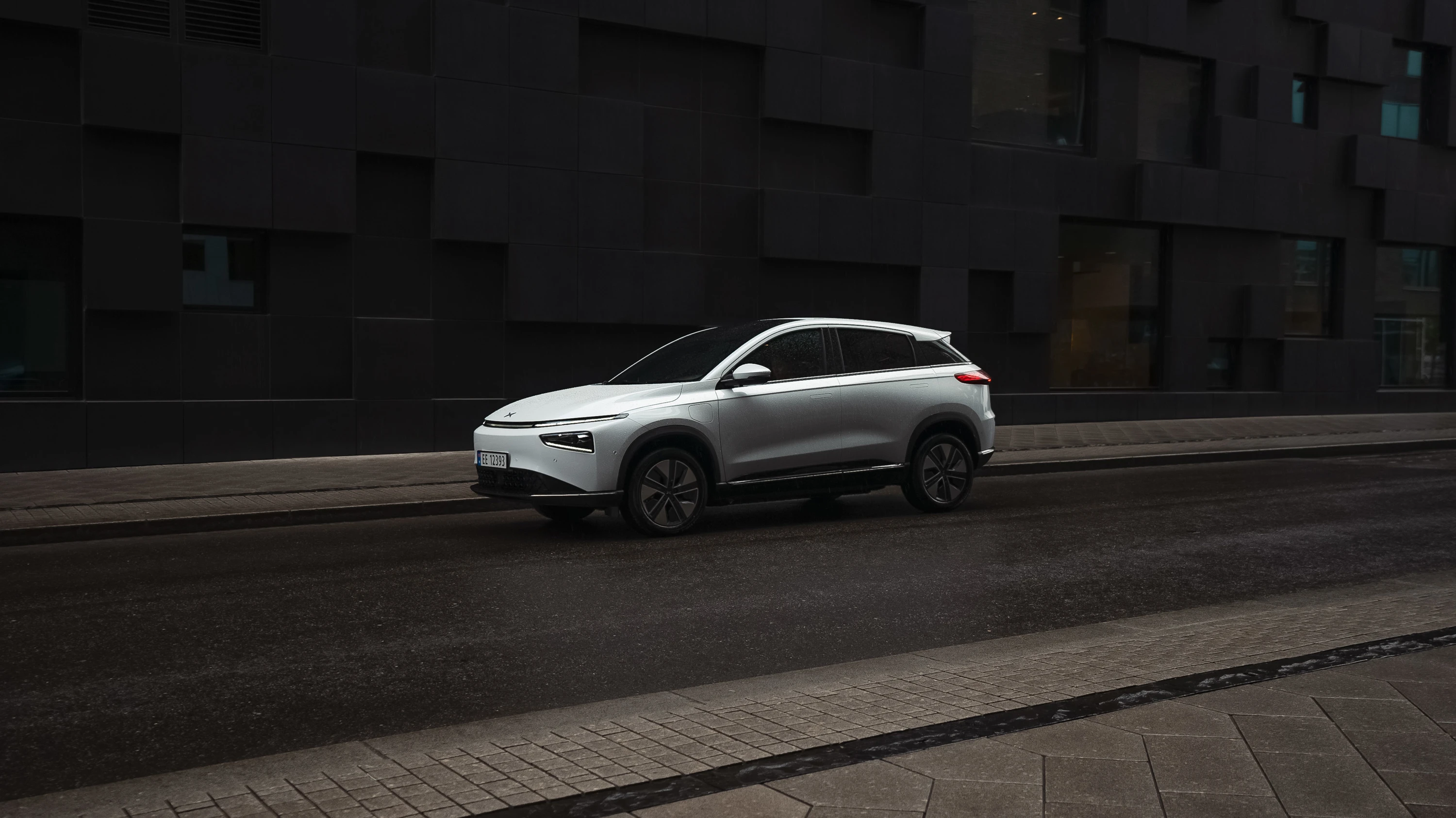 XPENG G3i exterior view