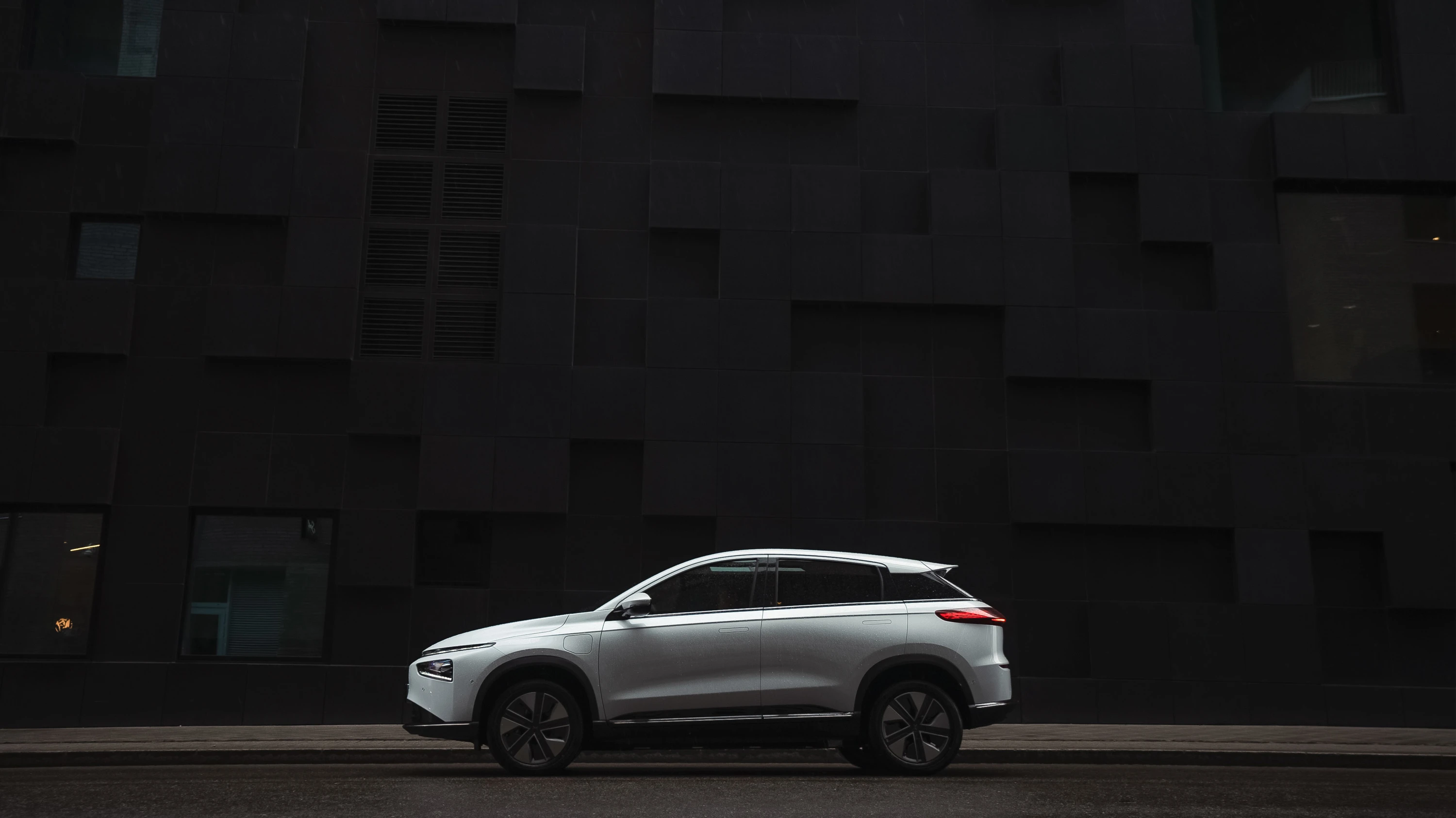 XPENG G3i exterior view