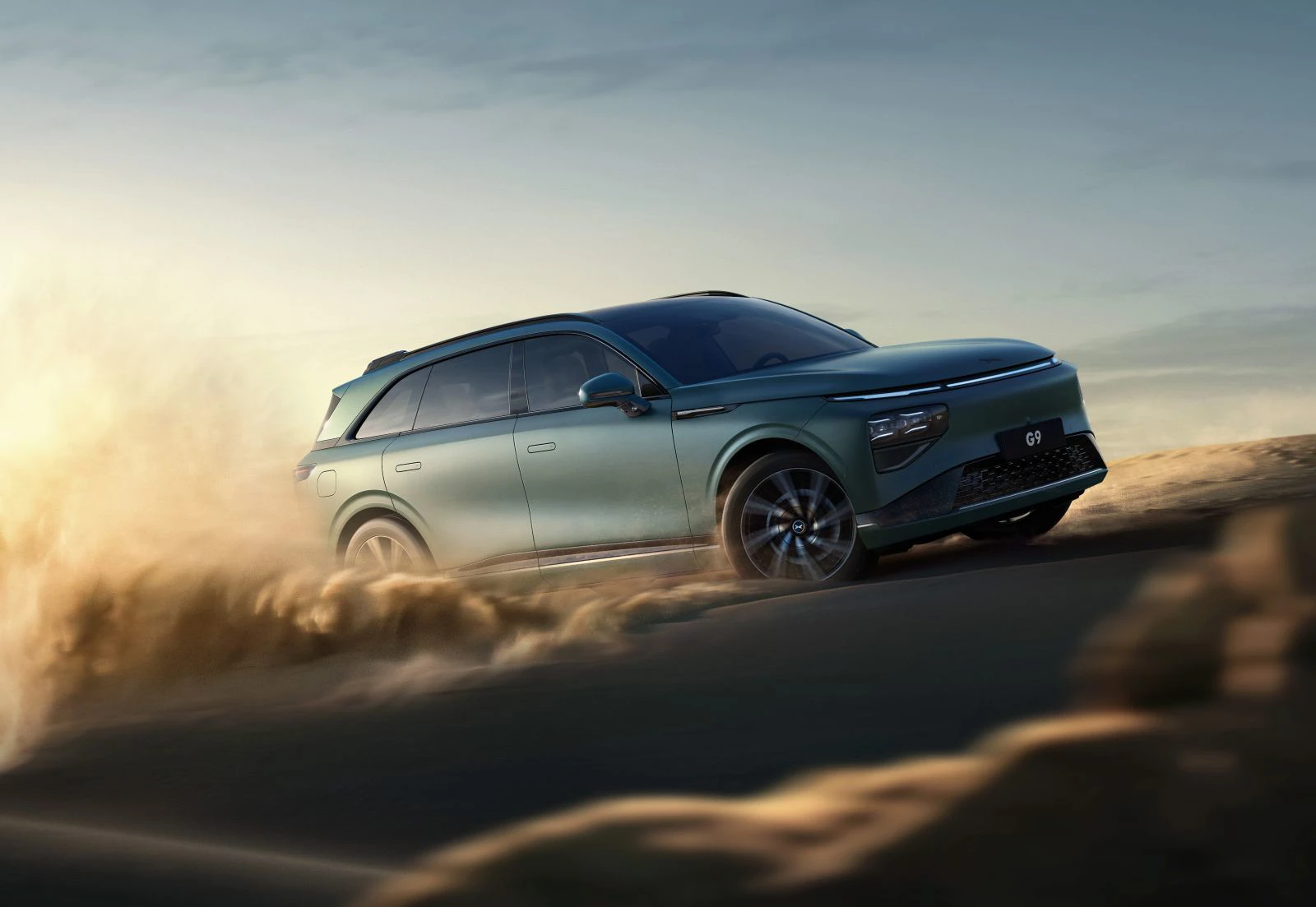 XPENG G9 RWD Standard Range exterior view
