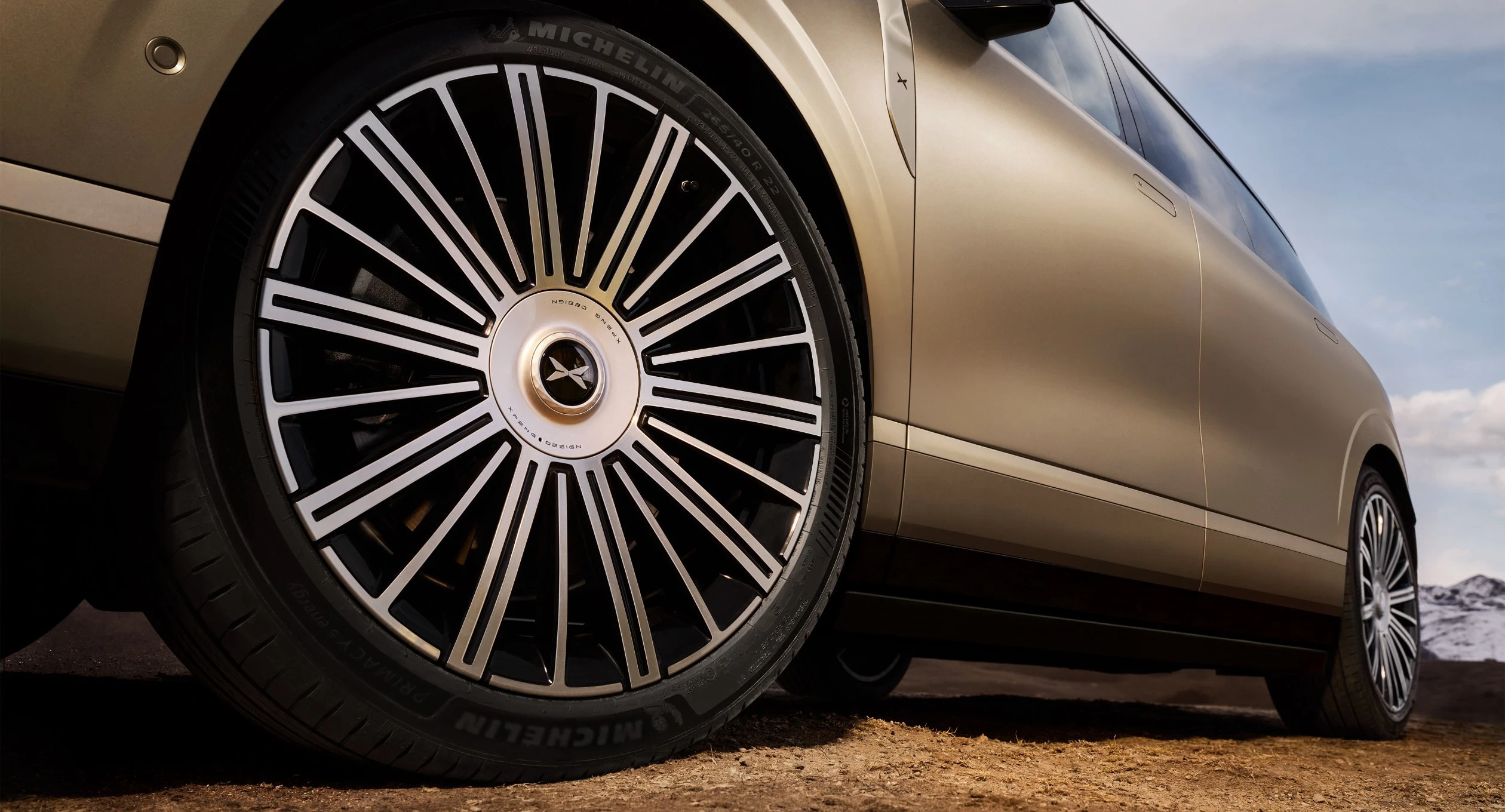 XPENG GX 91.9 kWh RWD wheels view