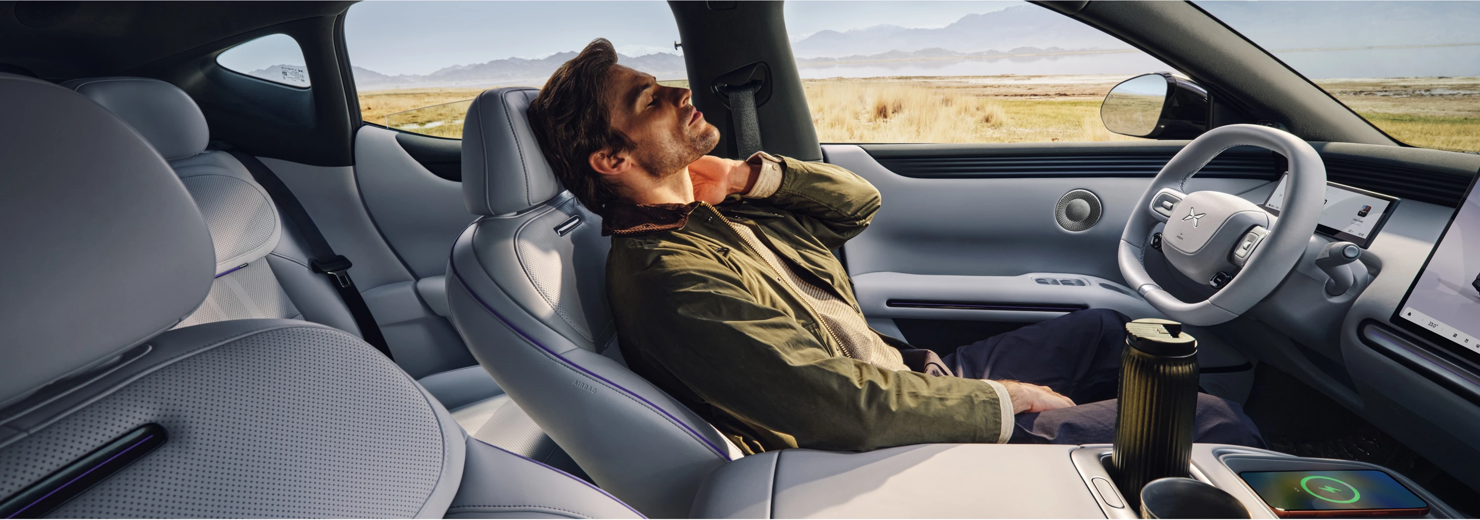 XPENG L03 71.2 kWh AWD Performance frontseats view