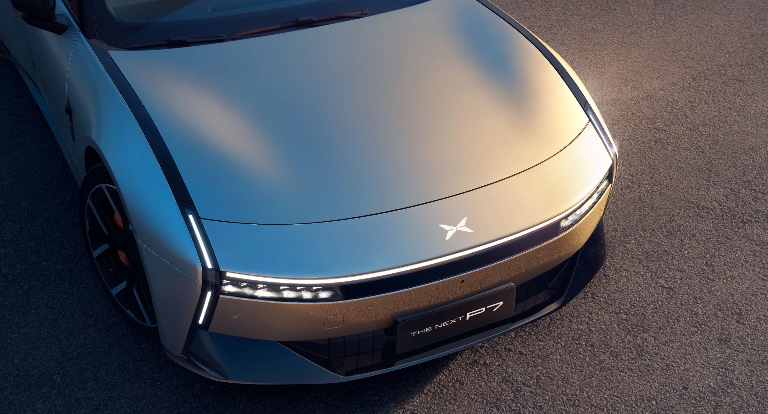 XPENG P7 820 RWD headlights view