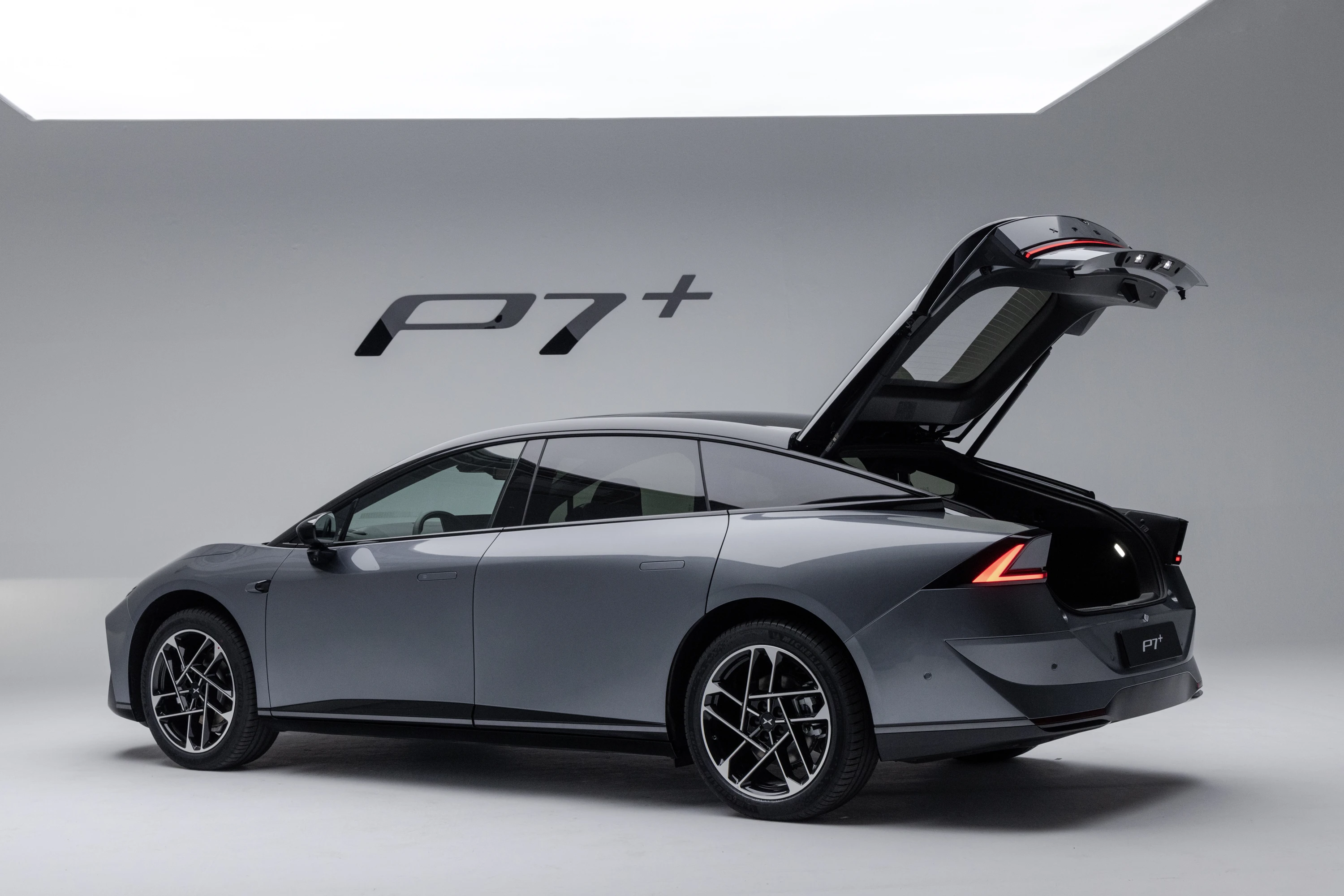 XPENG P7+ 74.9 kWh Long Range RWD exterior view