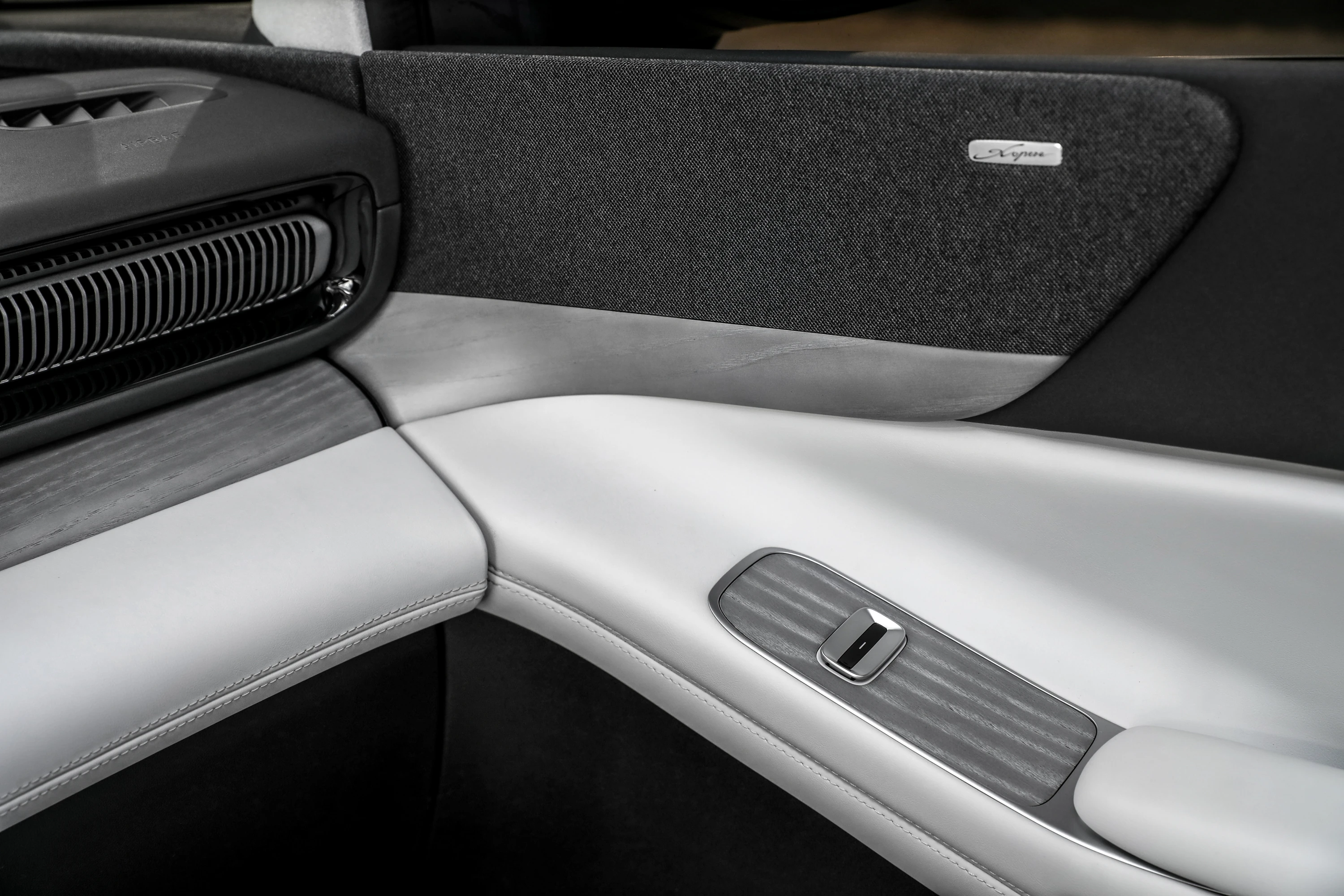 XPENG X9 AWD Performance interiordetail view
