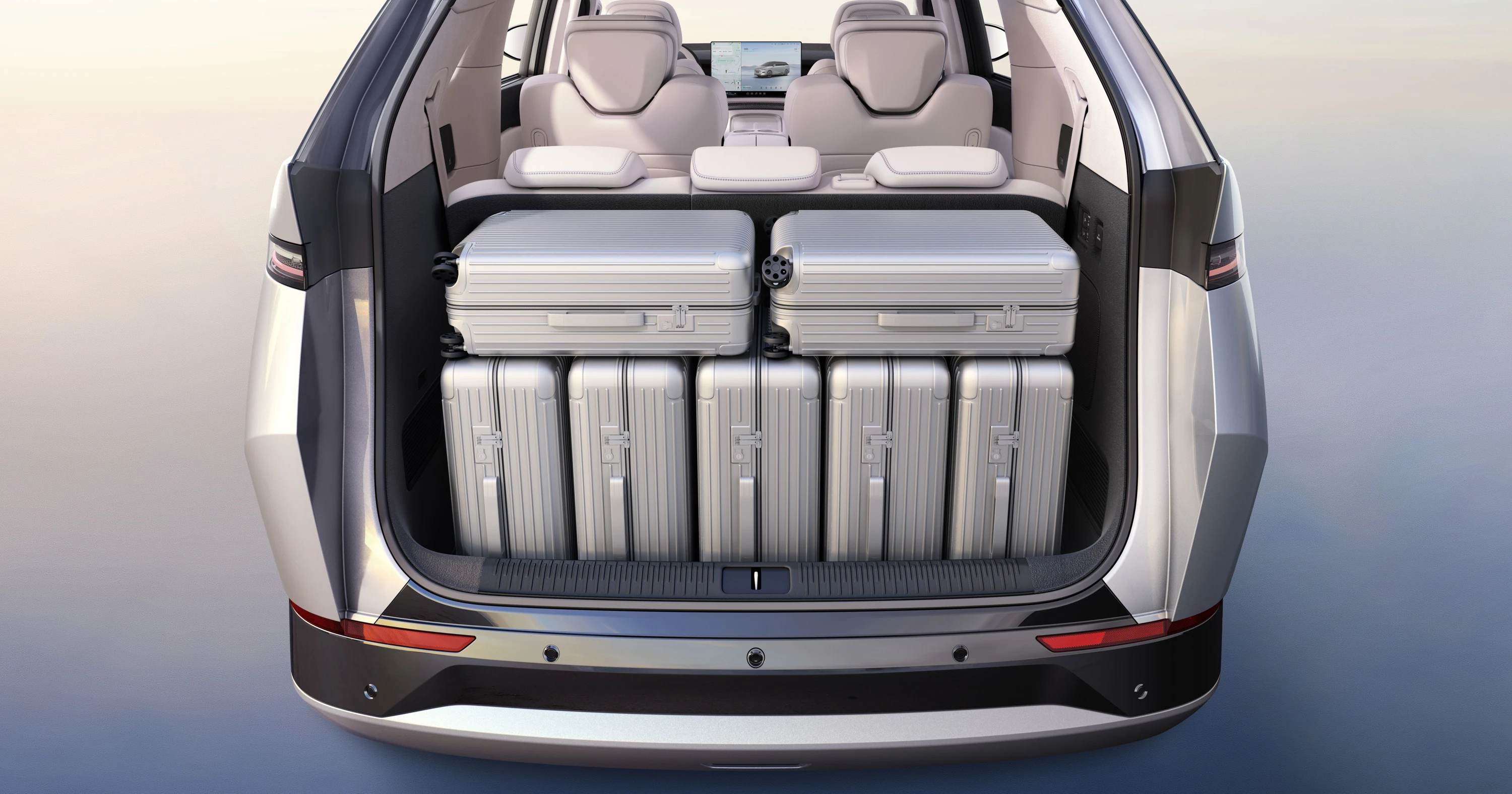 XPENG X9 FWD Long Range trunk view