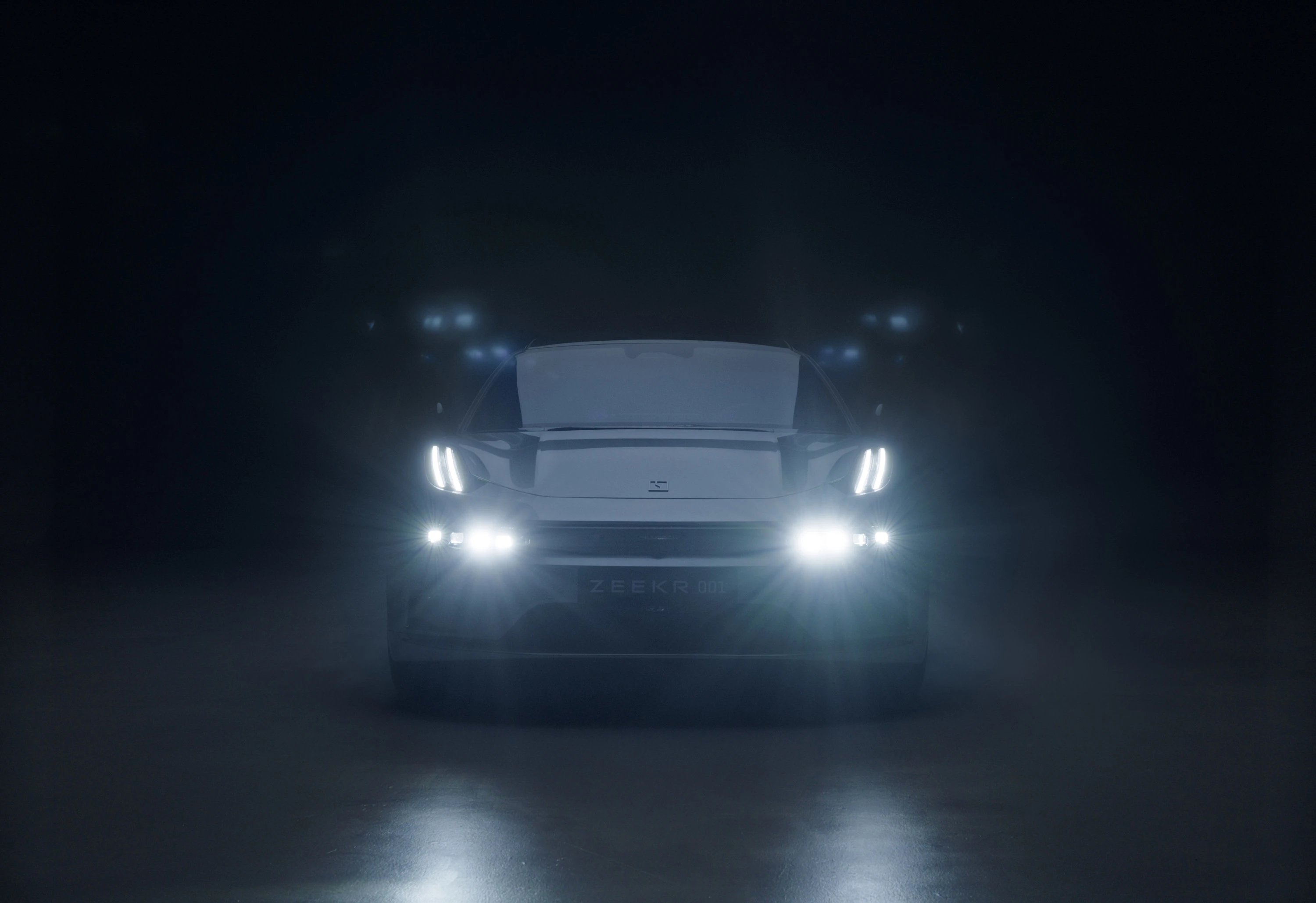 Zeekr 001 Privilege AWD headlights view