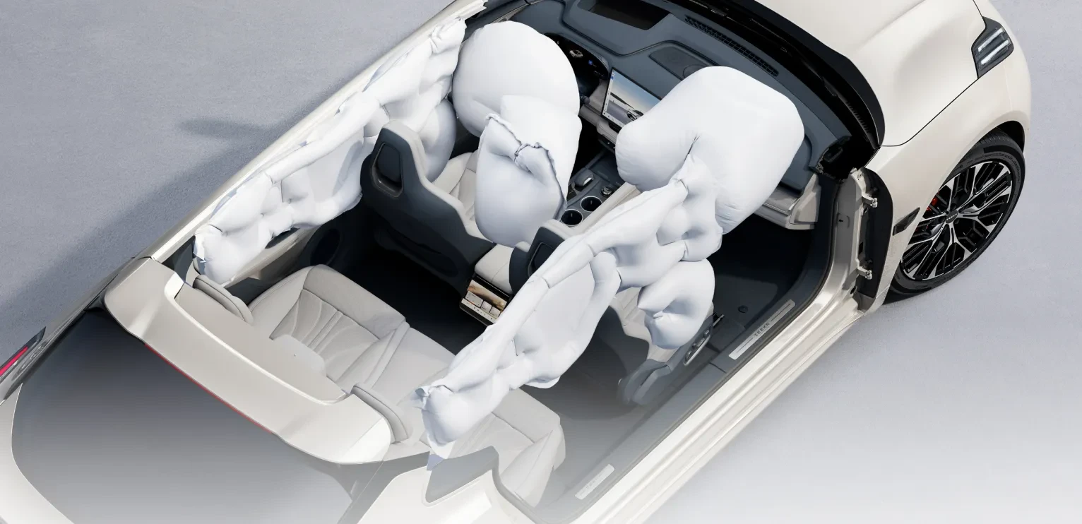 Zeekr 001 Ultra 103 kWh AWD safety view