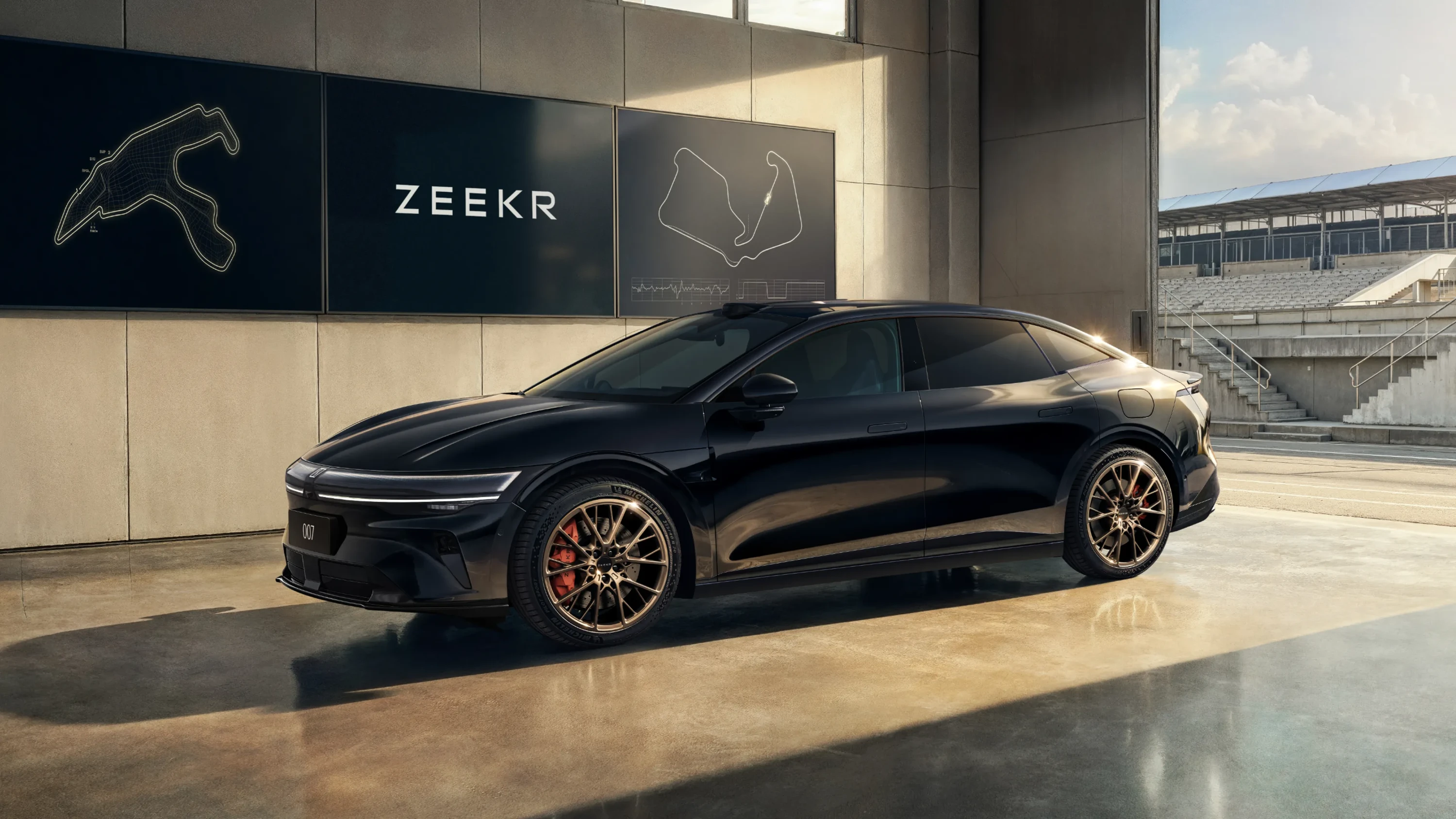 Zeekr 007 103 kWh RWD Max exterior view