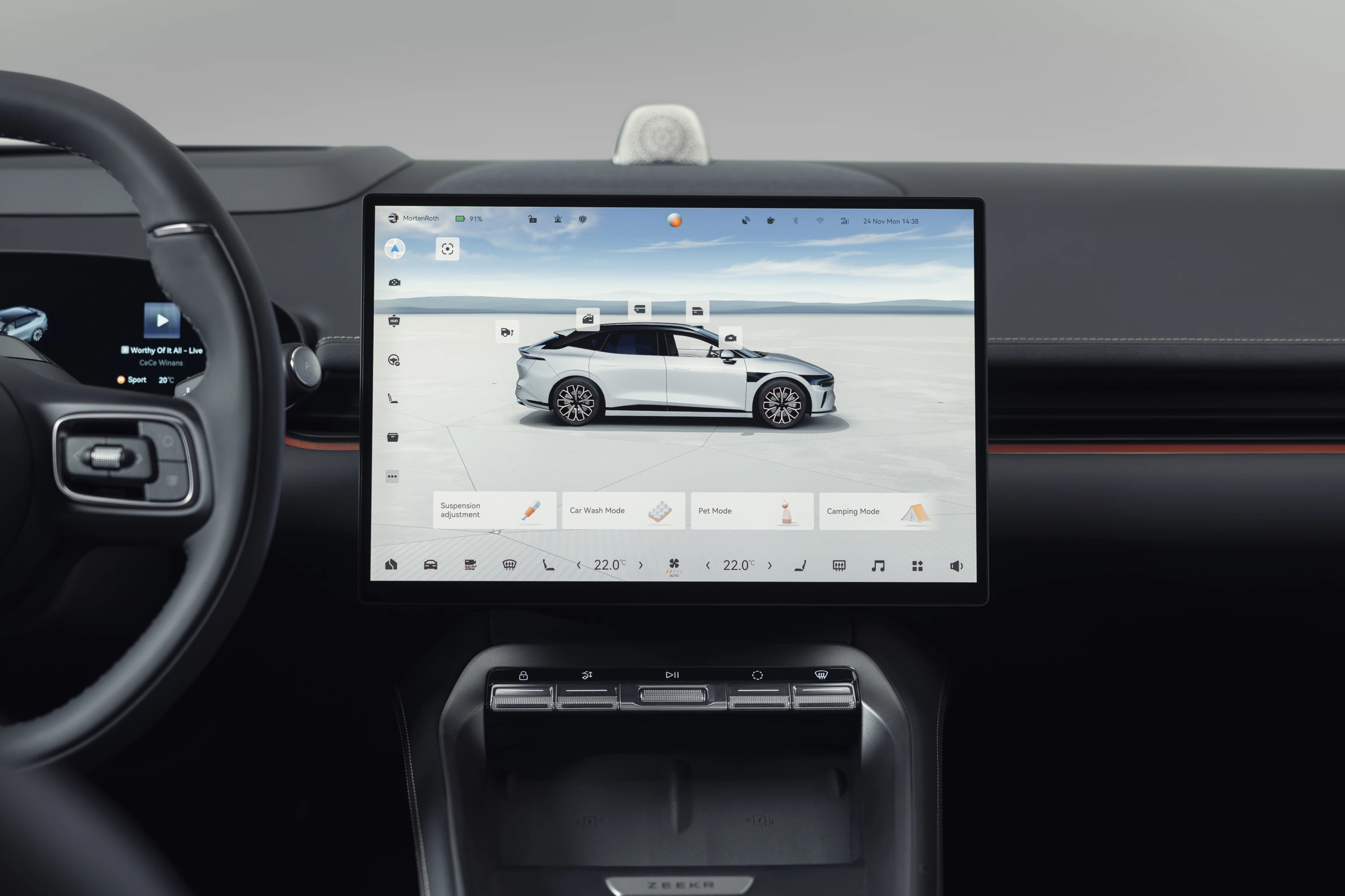 Zeekr 7GT Privilege AWD screens view