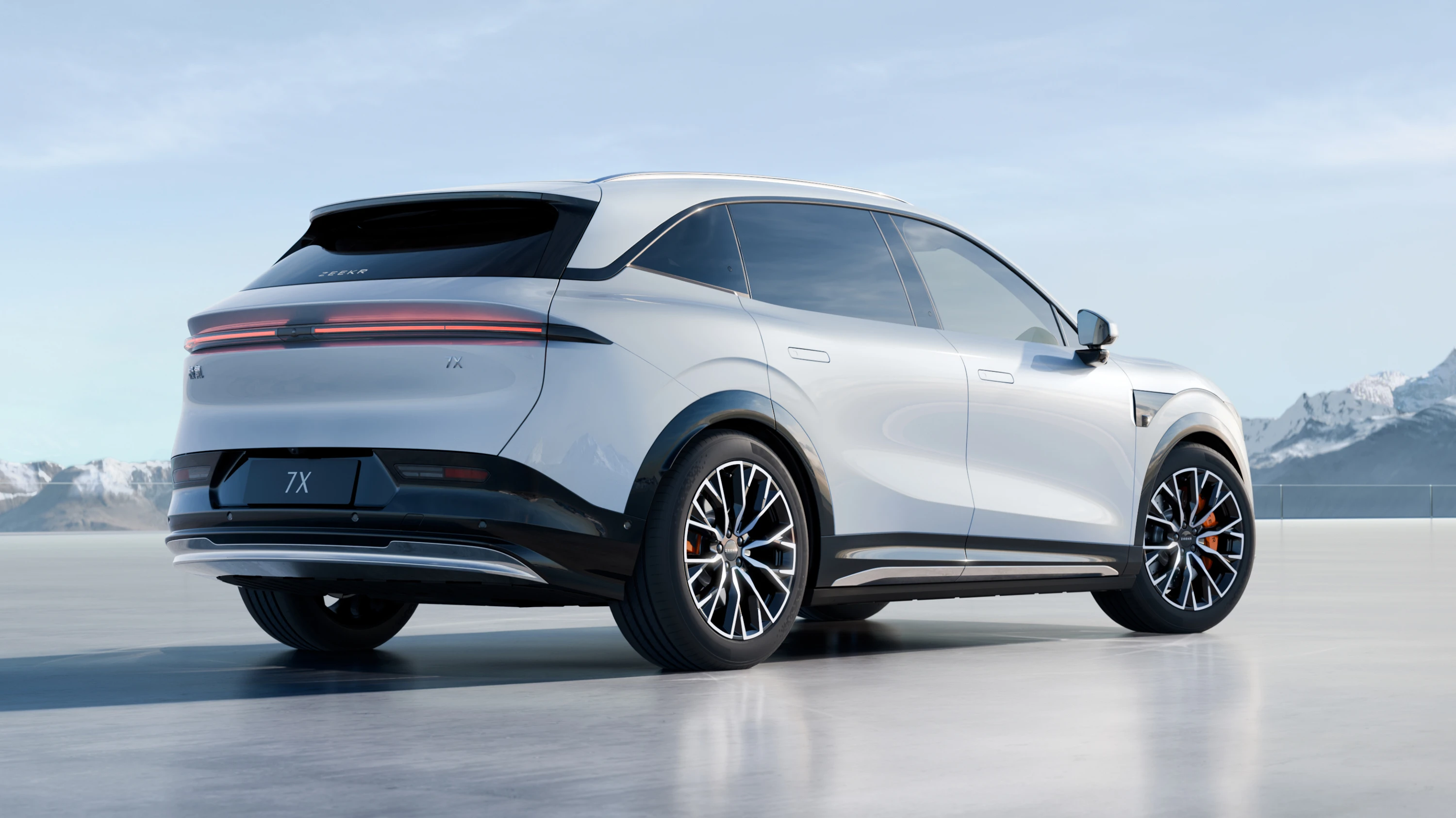 Zeekr 7X Long Range AWD exterior view
