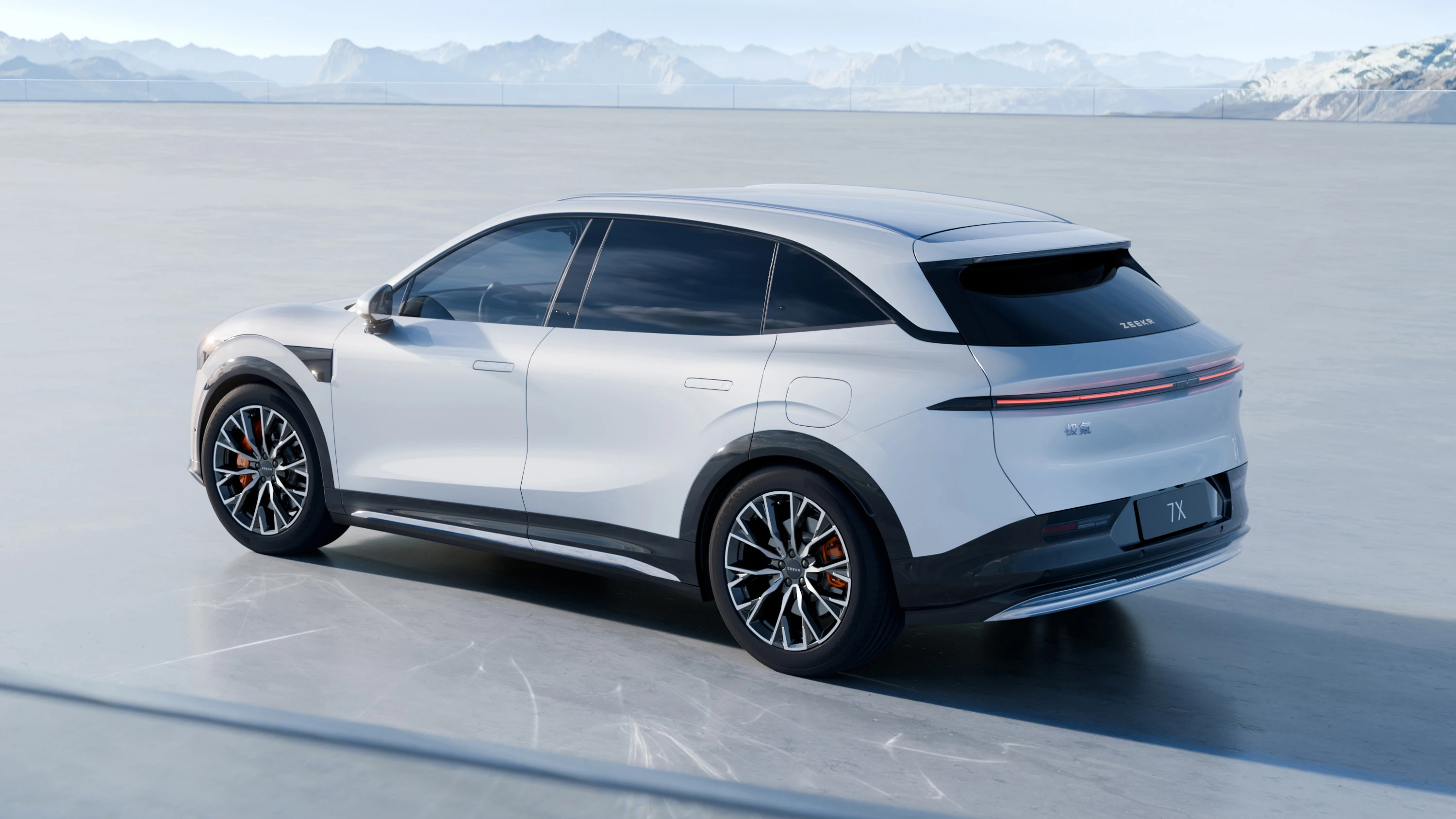 Zeekr 7X Standard Range RWD exterior view