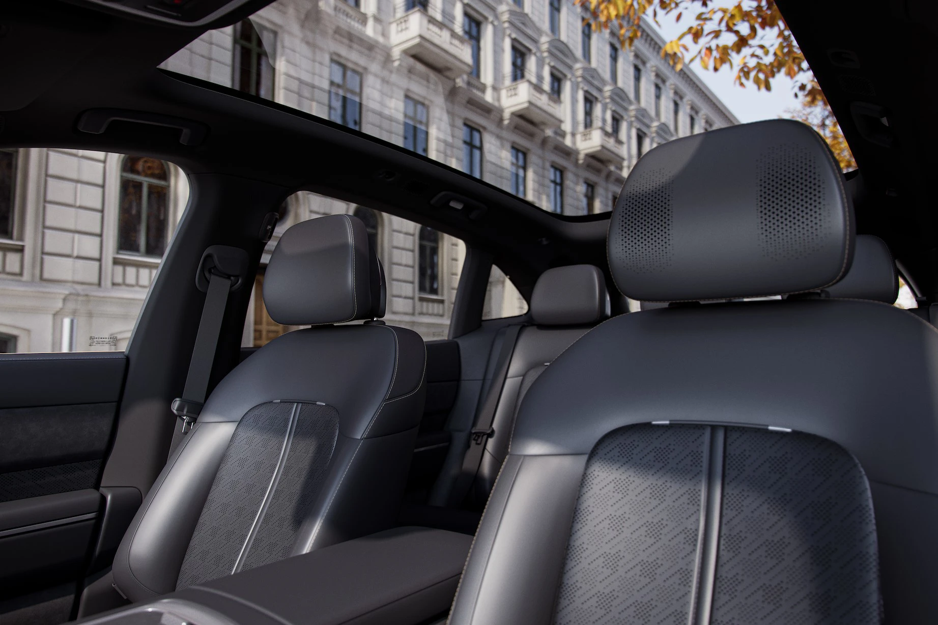Zeekr 7X Standard Range RWD frontseats view